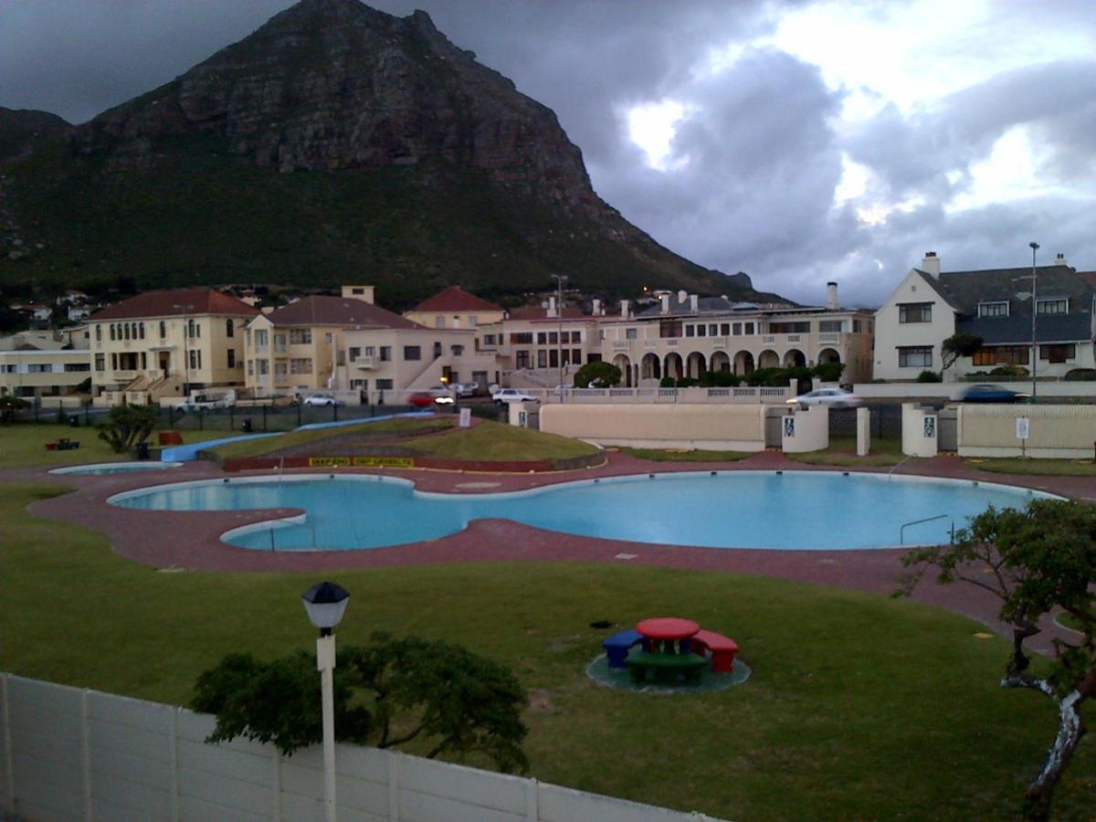 Hotel Royal@Sea2 Muizenberg Esterno foto