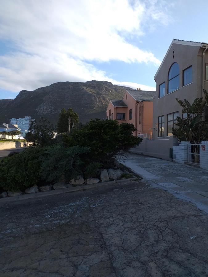 Hotel Royal@Sea2 Muizenberg Esterno foto